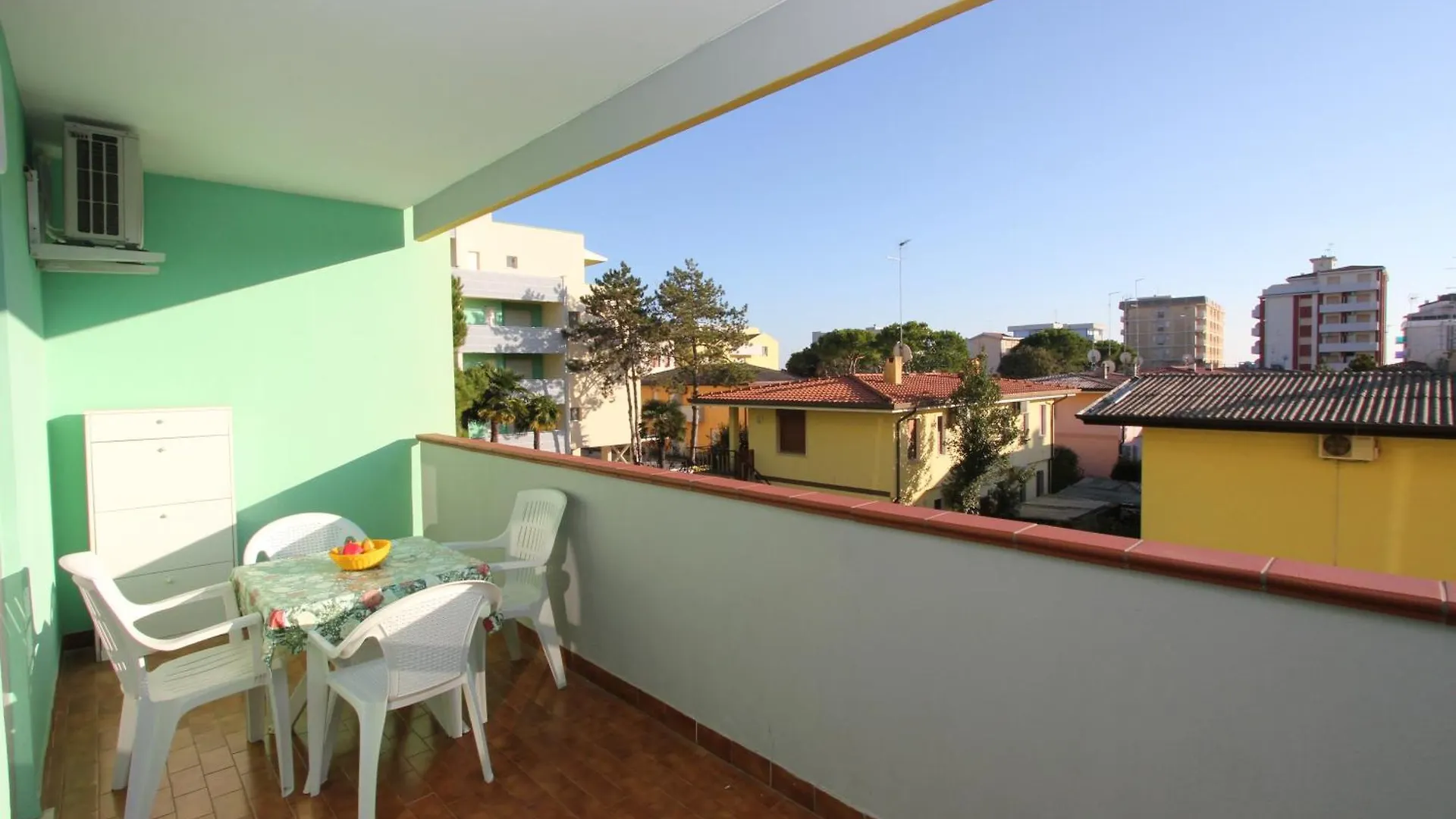 Calm Apartment Perfect For Up To 4 Guests Bibione 0*,
